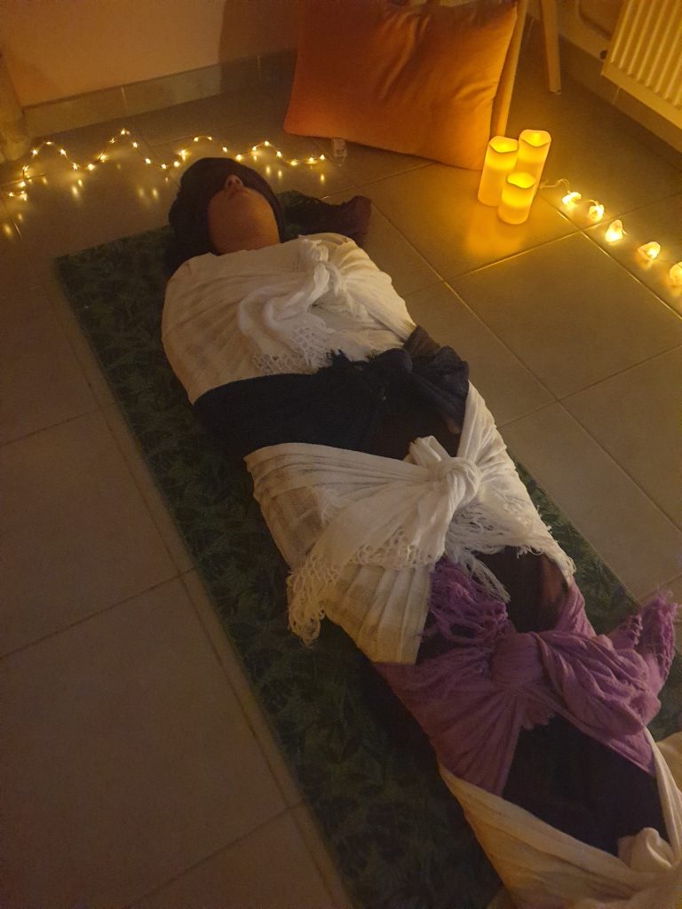 Rituel Rebozo, soin Rebozo, post partum, serrage de bassin